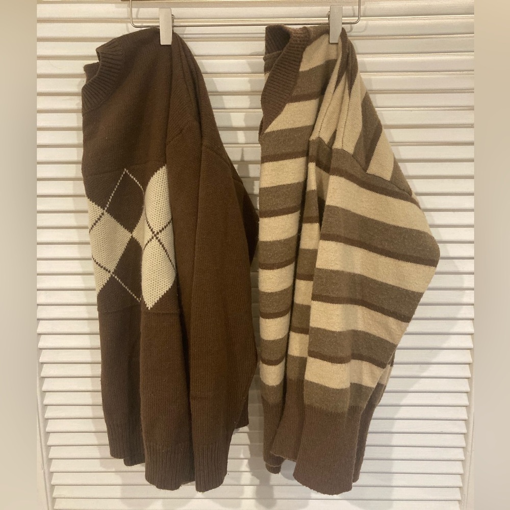 Dazy Sweaters Bundle Of, Lot Of, Two Size Small